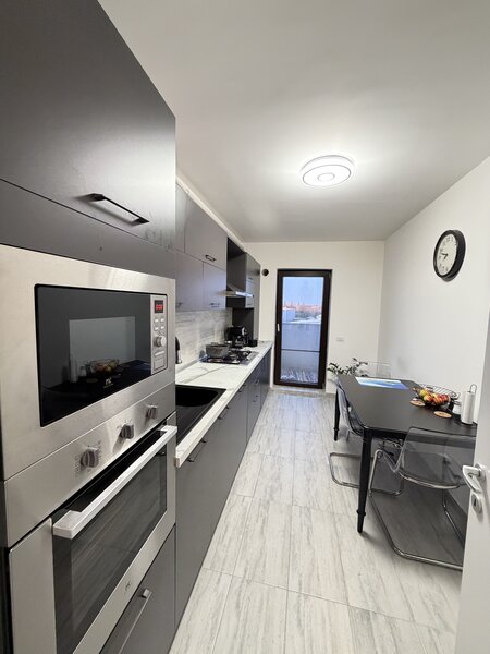 Pantelimon Apartament 3 camere de vanzare - loc de parcare- boxa inclusa